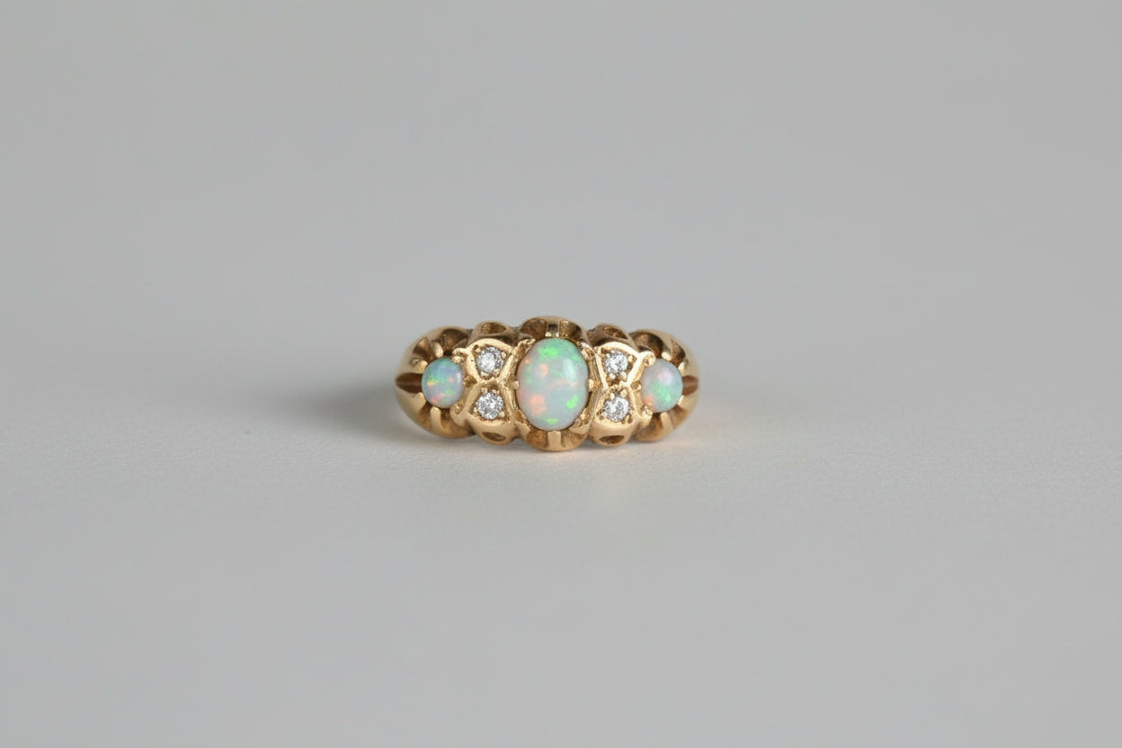Antique 18ct gold opal and diamond ring