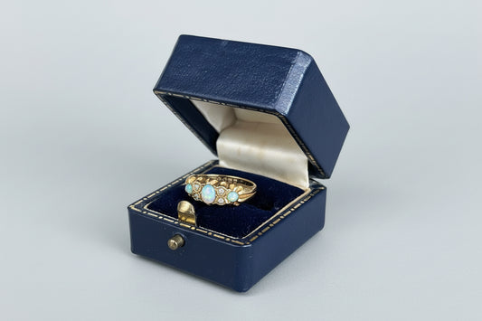 Antique 18ct gold opal and diamond ring
